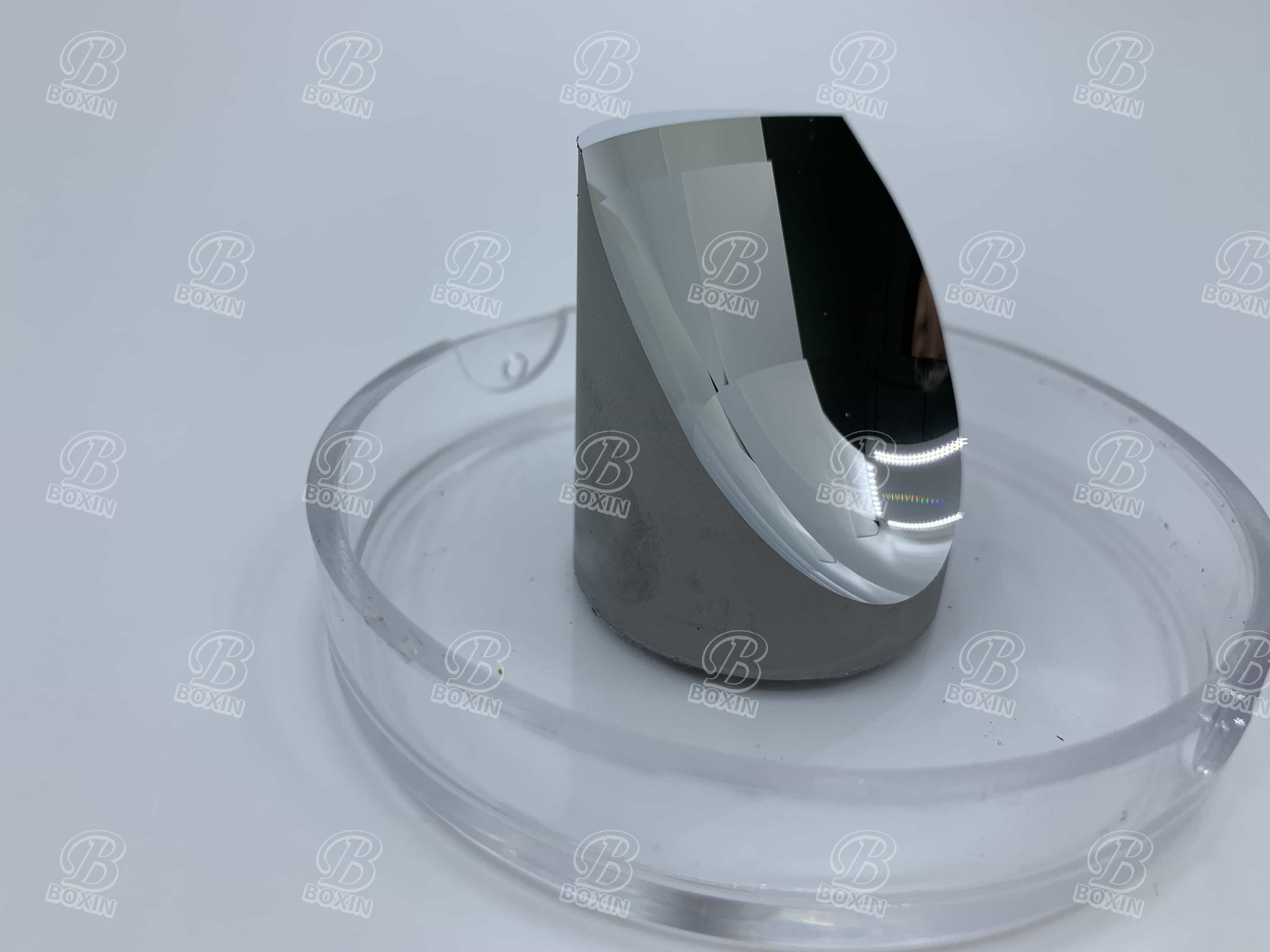 Crystal&metal manufacturing-4.JPG